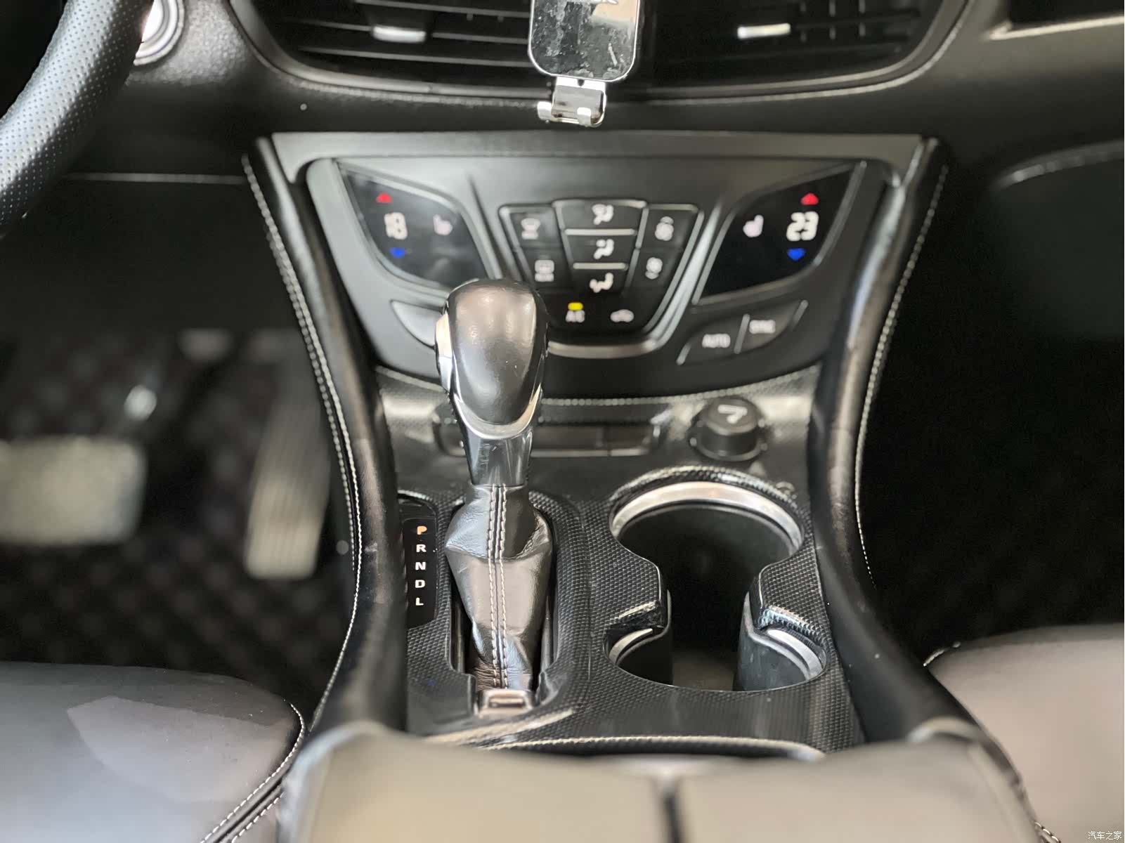 Buick Envision Plus, 2015 11