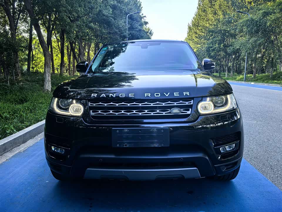 Land Rover Range Rover Sport Land Rover Range Rover Sport