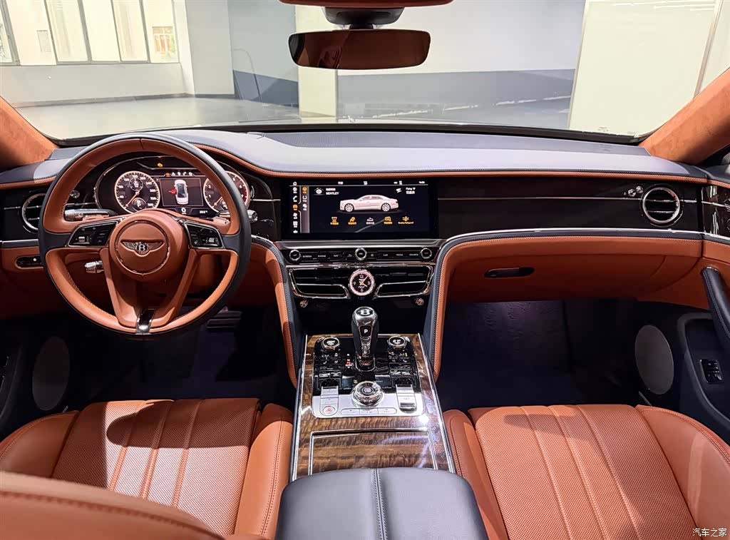 Bentley Flying Spur, 2021 7
