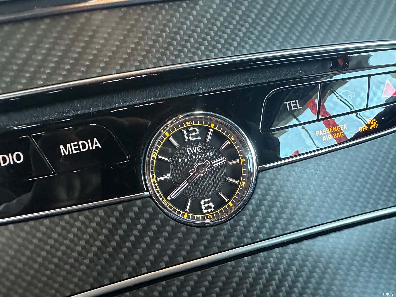 Mercedes-Benz C-Class, 2017 14