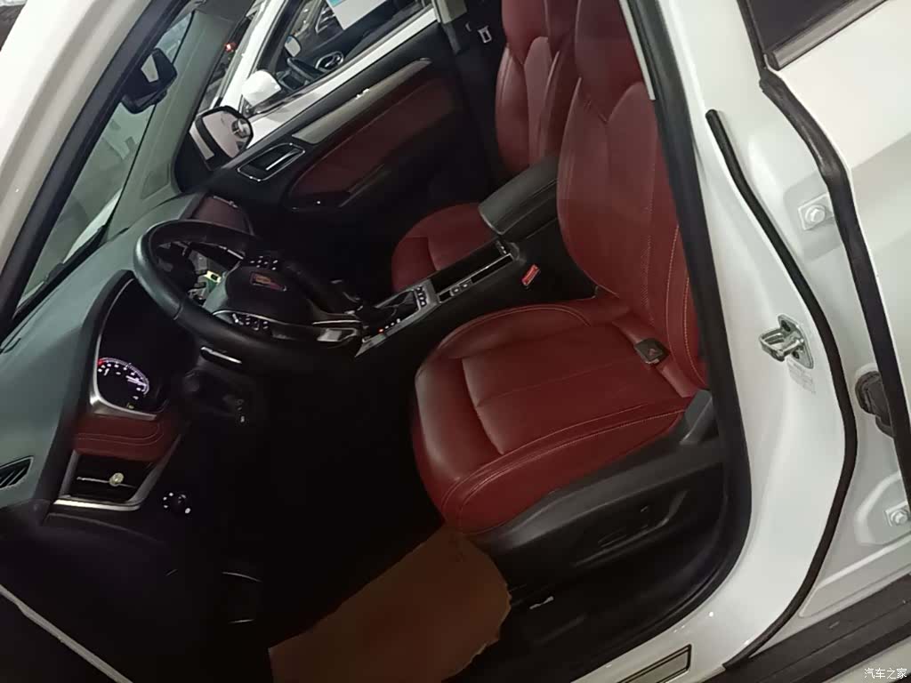 Roewe RX5, 2017 15