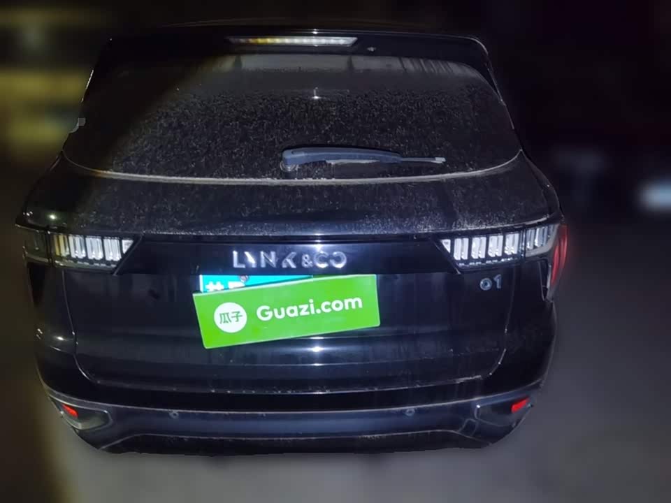Lynk & Co 01