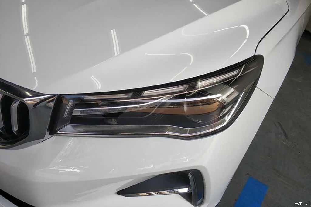 Geely Emgrand, 2022 все фото