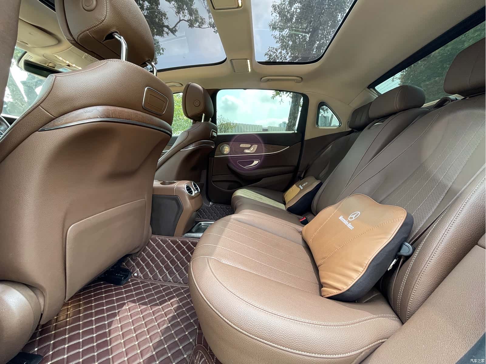 Mercedes-Benz E-Class, 2018 6