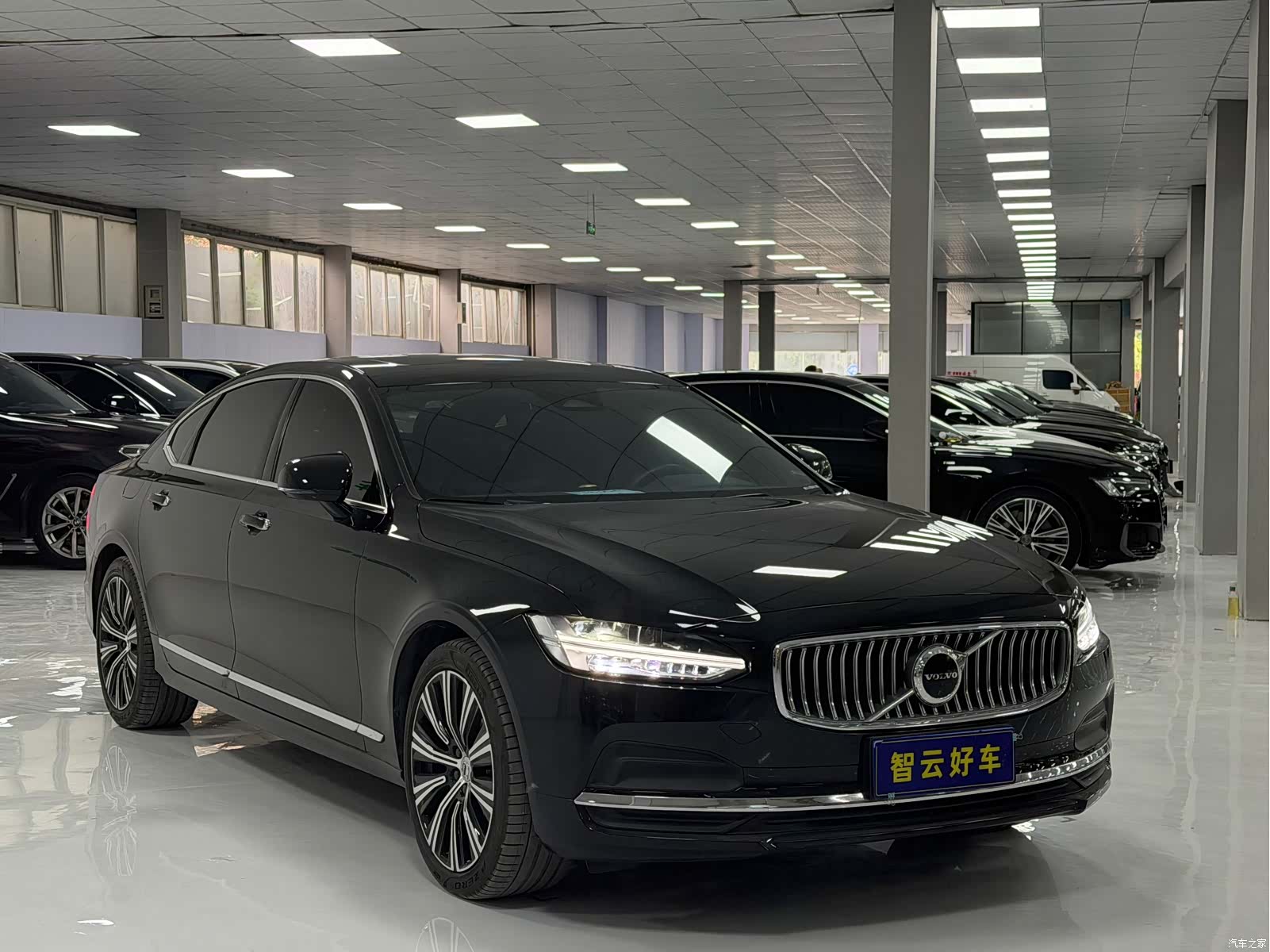 Volvo S90, 2022 3
