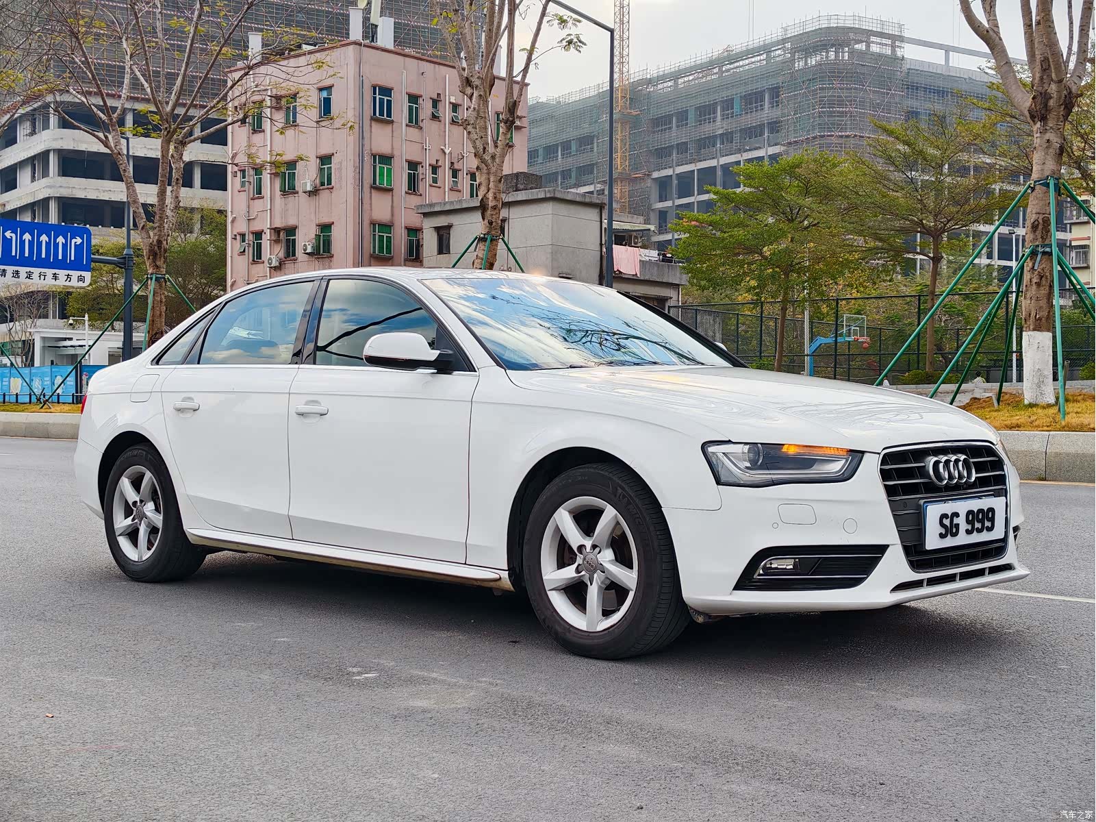 Audi A4L, 2013 3