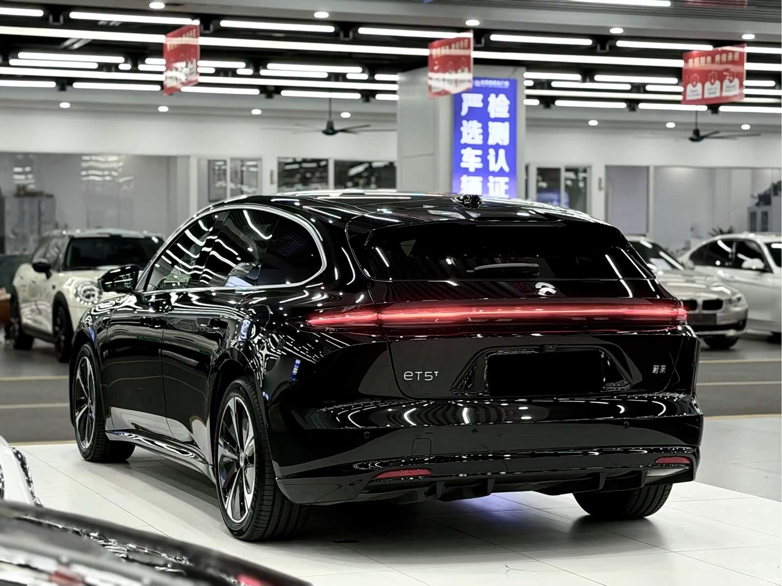 NIO ET5, 2025 4