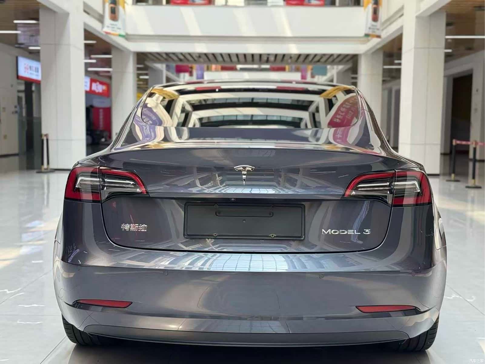 Tesla Model 3, 2021 6