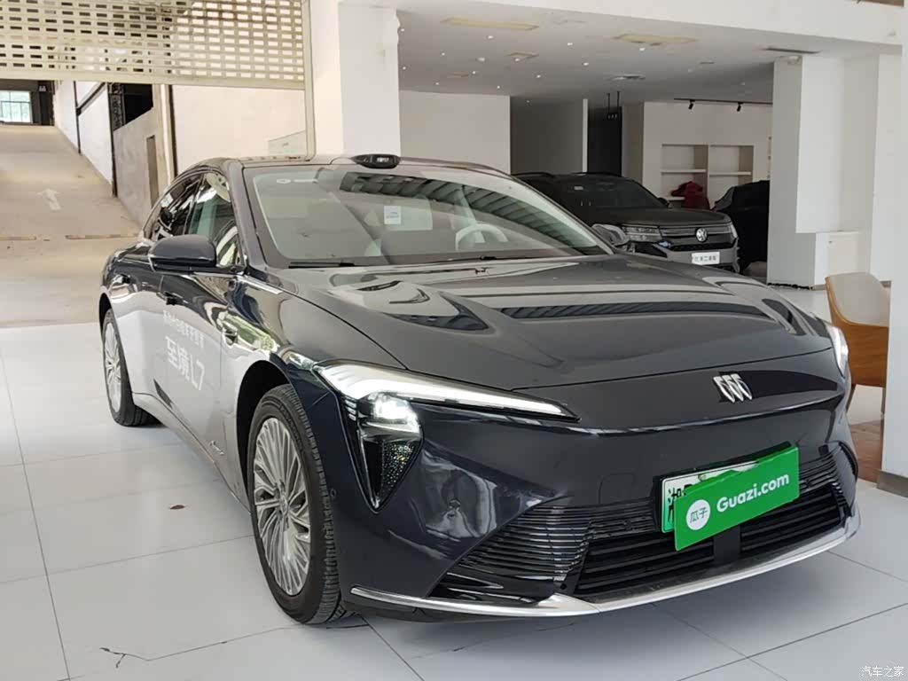 Buick L7, 2025 4