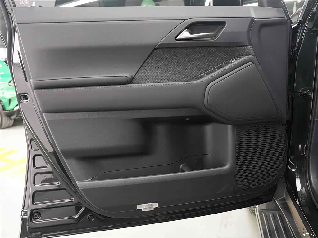 Lexus GX, 2026 9