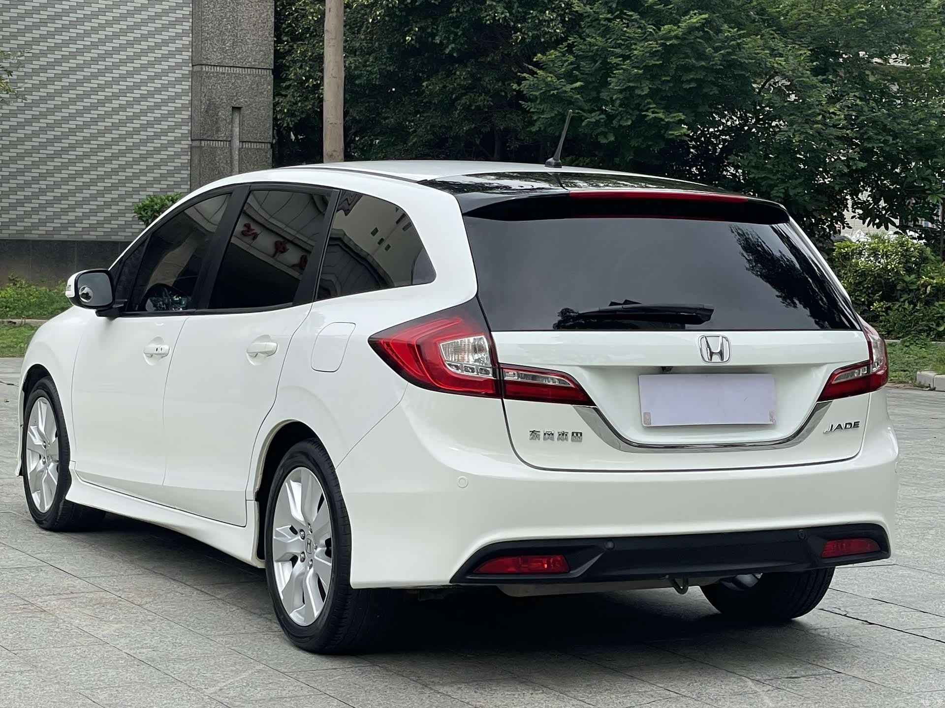 Honda Jade, 2014 16