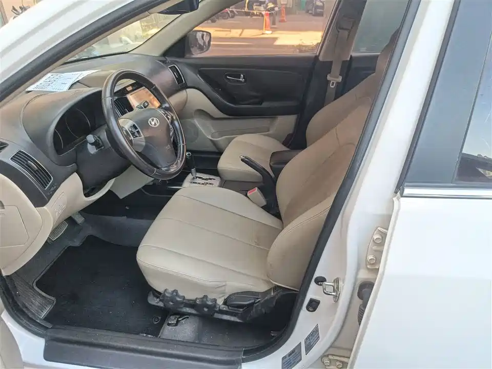 Hyundai Yuedong