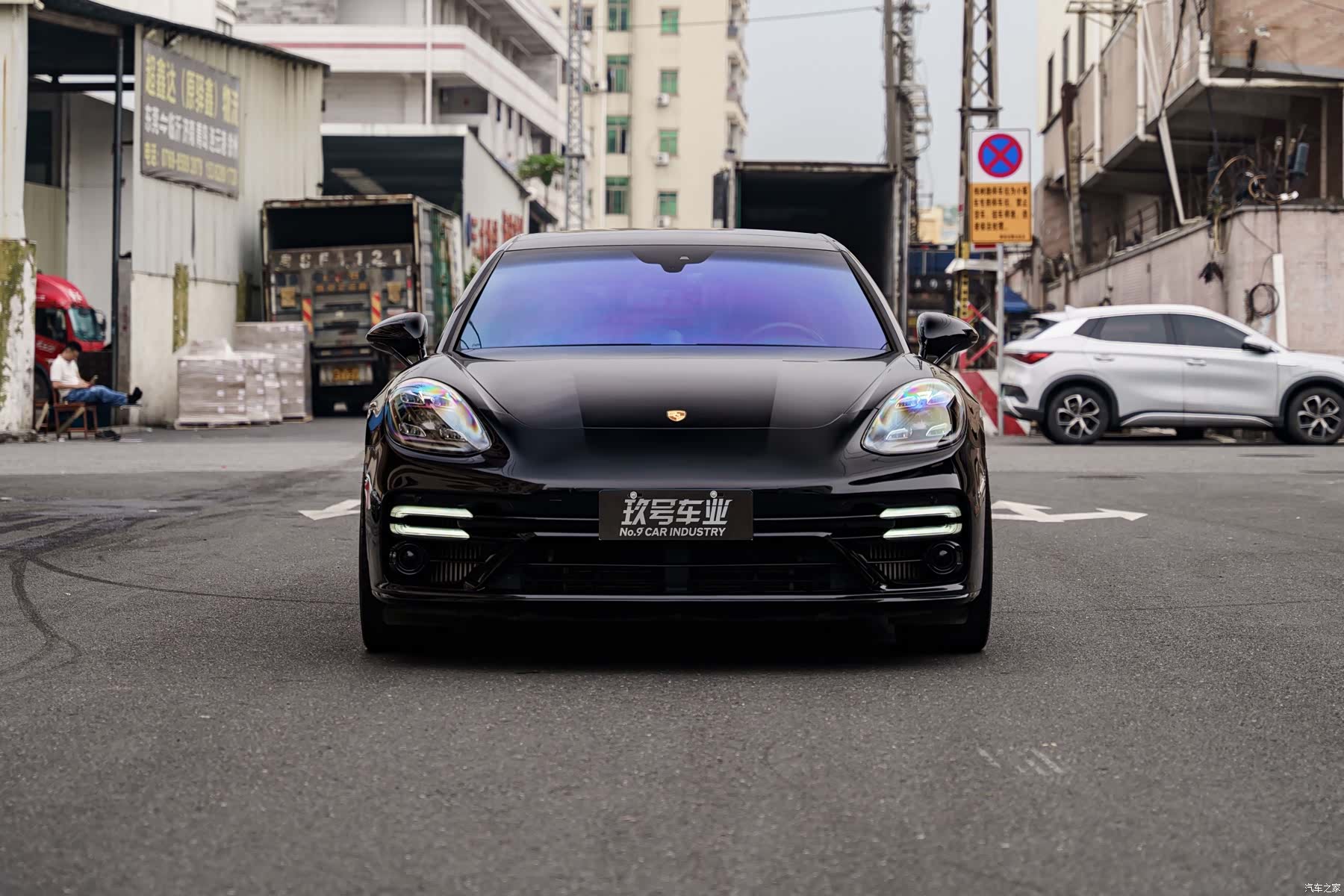 Porsche Panamera, 2022 2