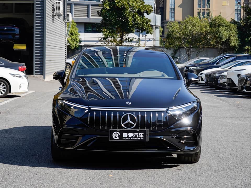 Mercedes-Benz EQS AMG