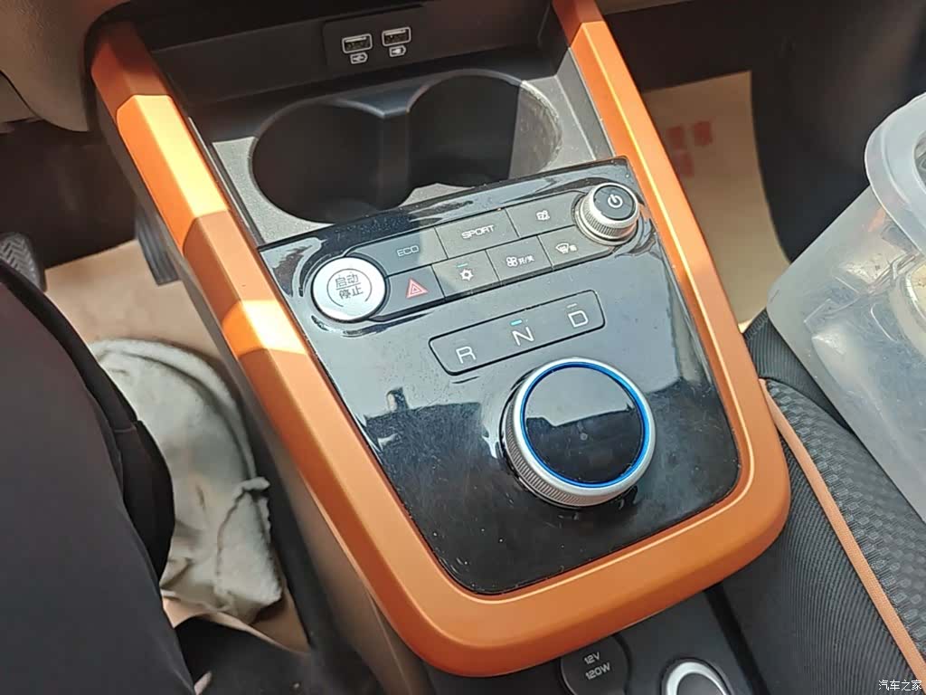 BYD e1, 2019 14