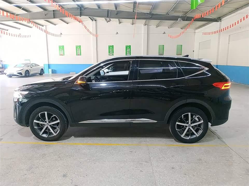Haval F7