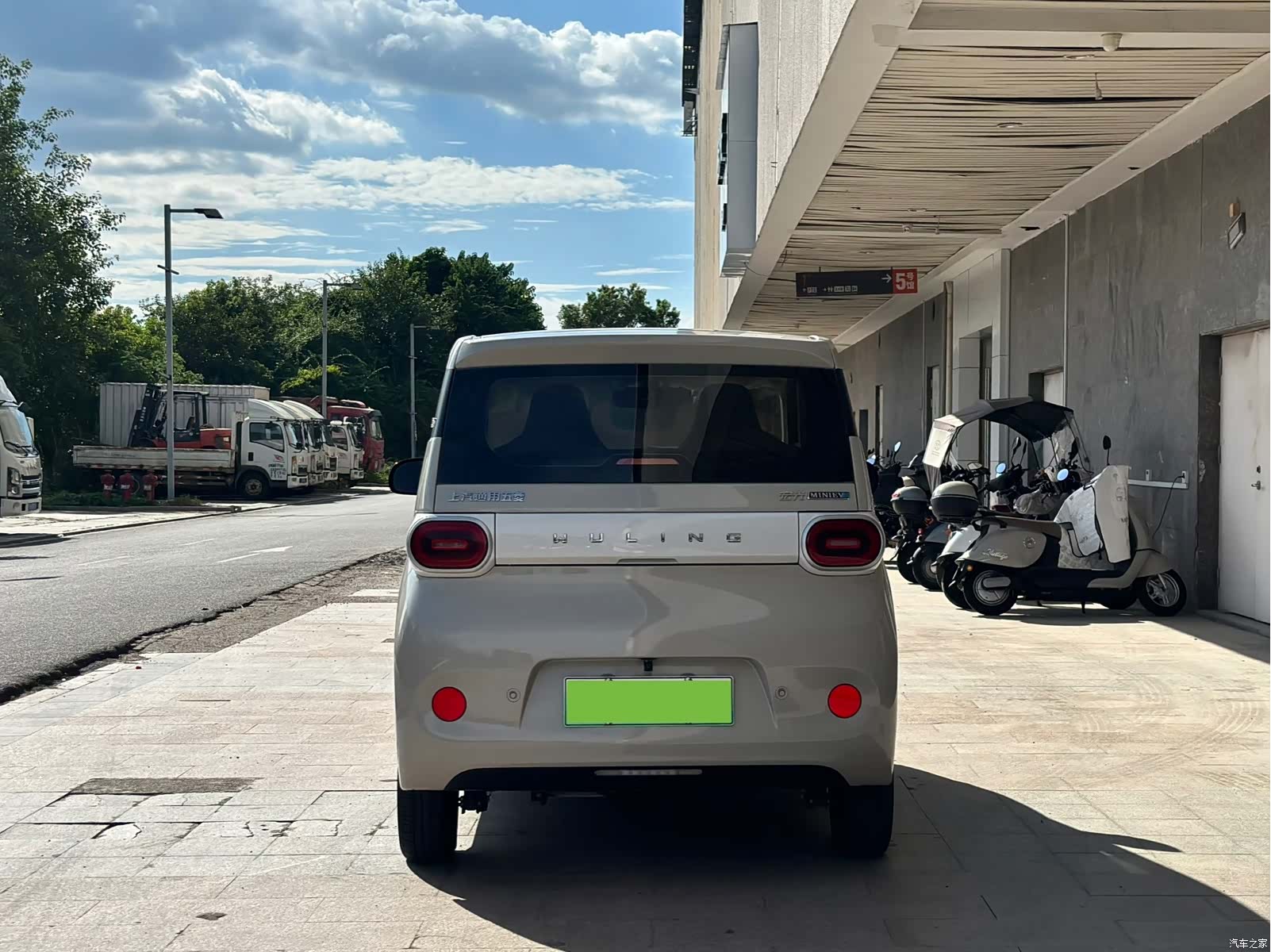 Wuling MINIEV, 2024 6
