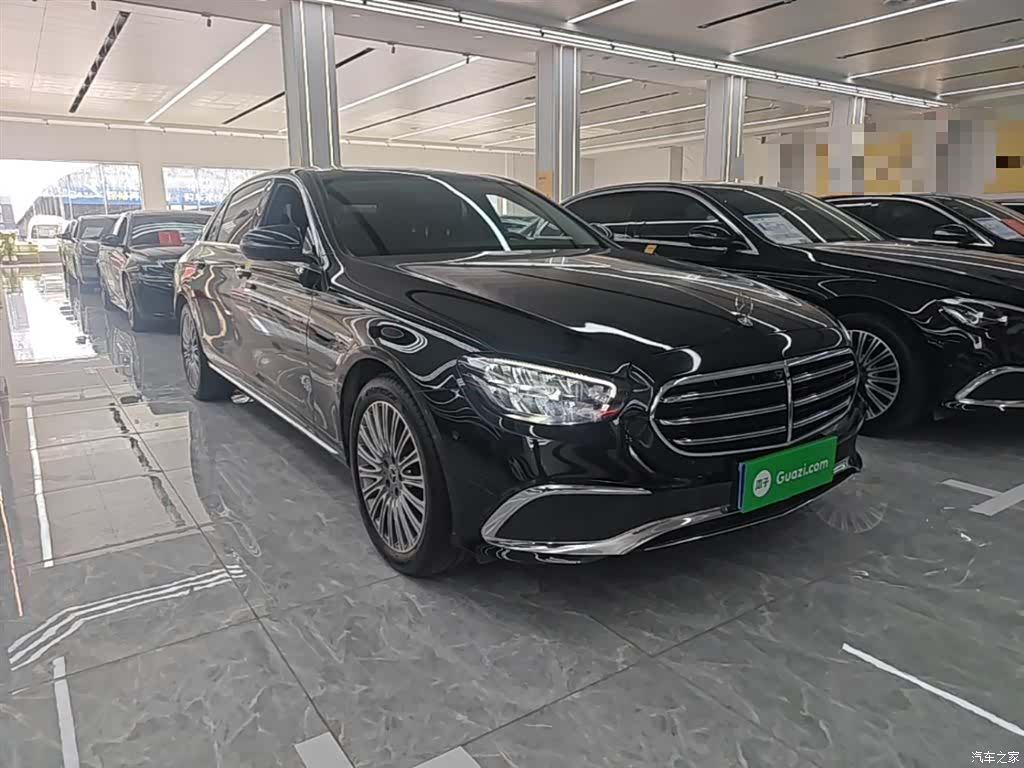 Mercedes-Benz E-Class, 2023 4