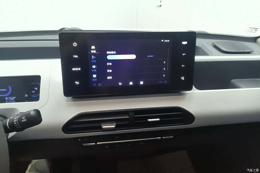 Geely Panda, 2025 13