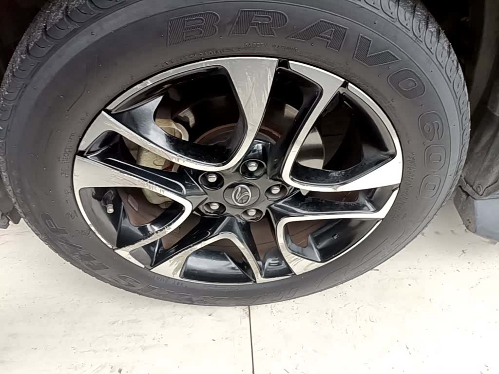 Soueast DX7, 2016 23