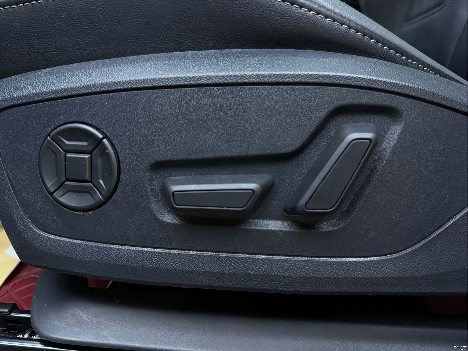Audi Q3, 2022 11