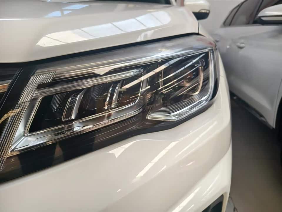 Changan CS75