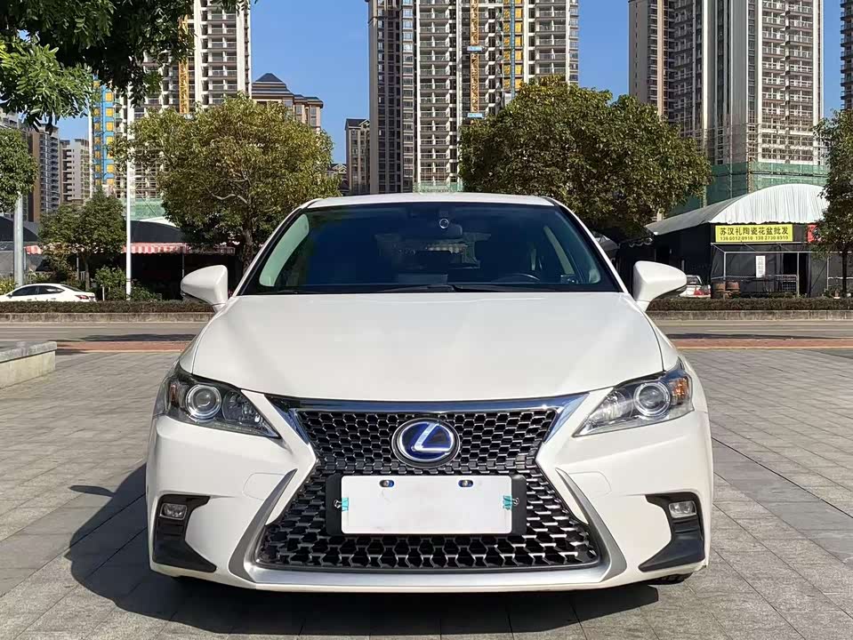 Lexus CT
