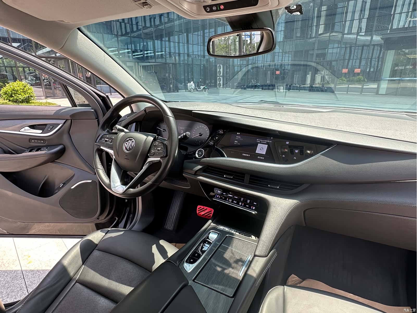Buick Enclave, 2022 13