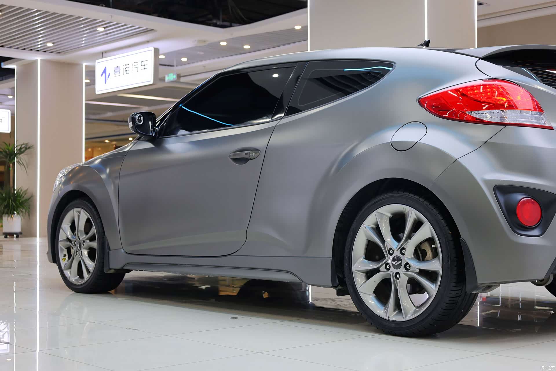 Hyundai Veloster, 2015 11