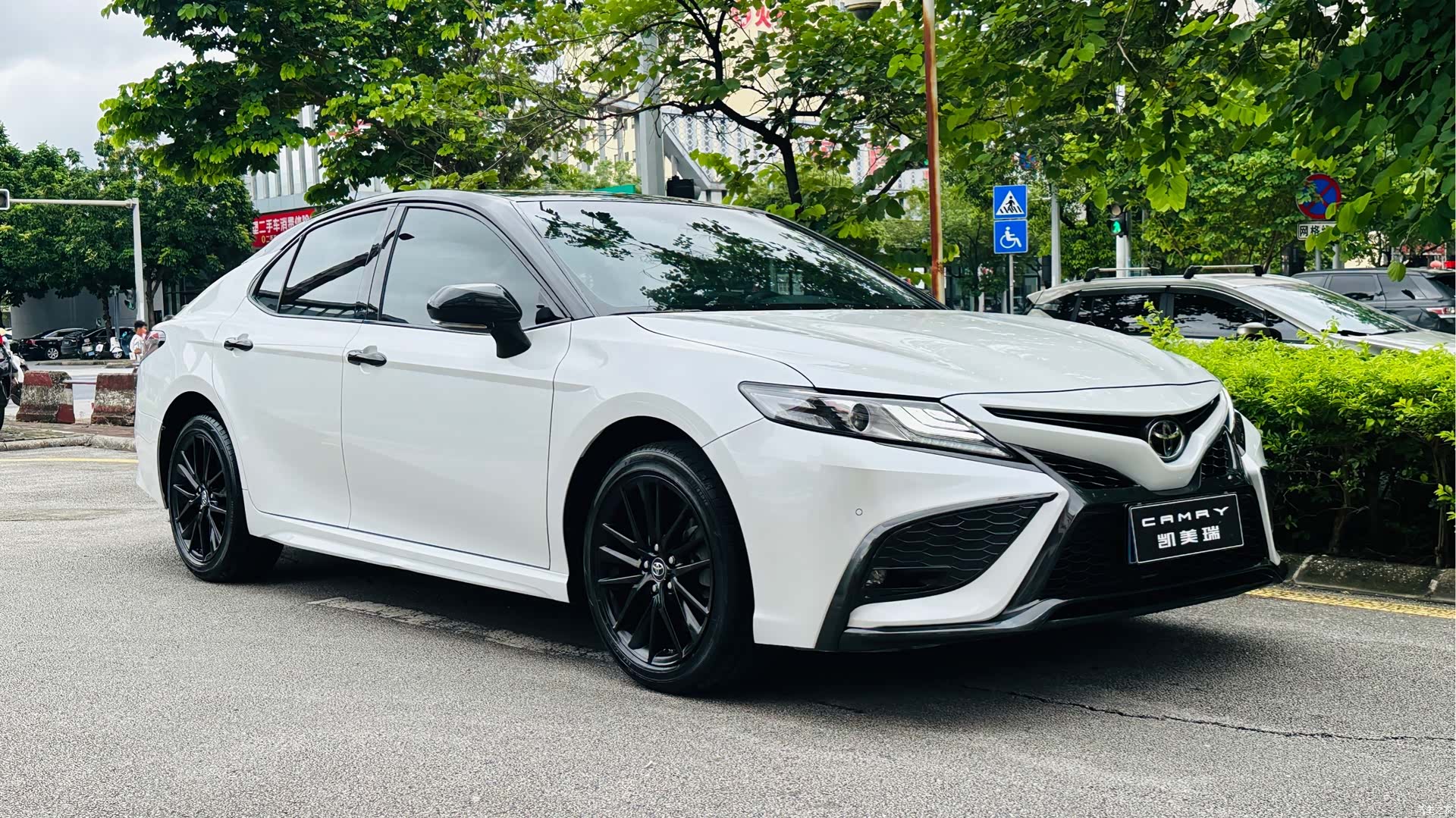 Toyota Camry, 2024 3