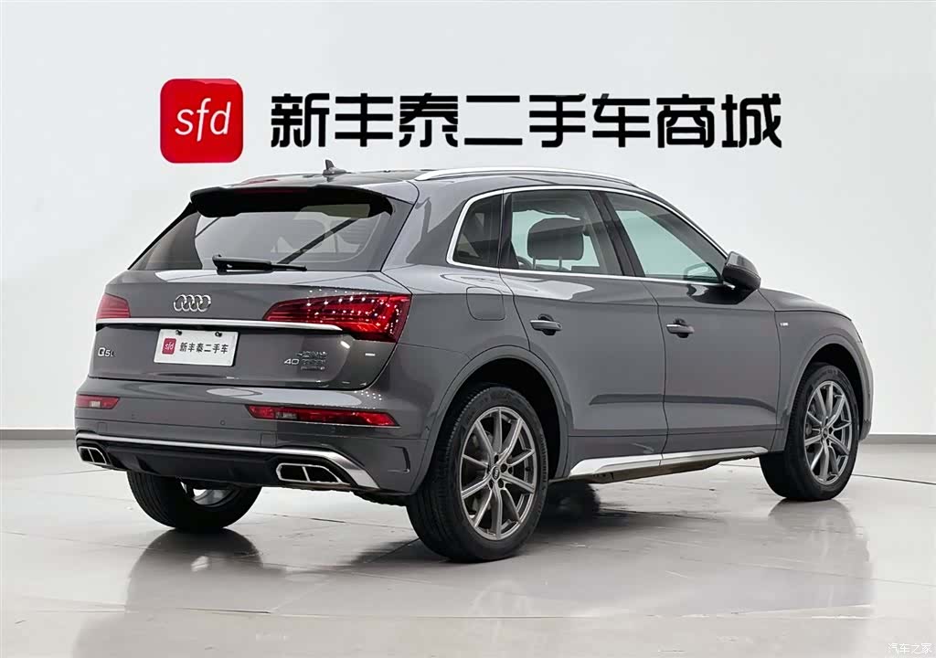 Audi Q5L, 2022 все фото