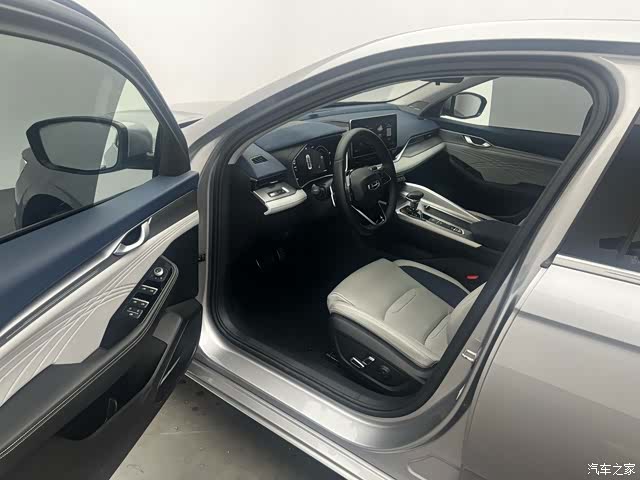 Geely Preface, 2021 11