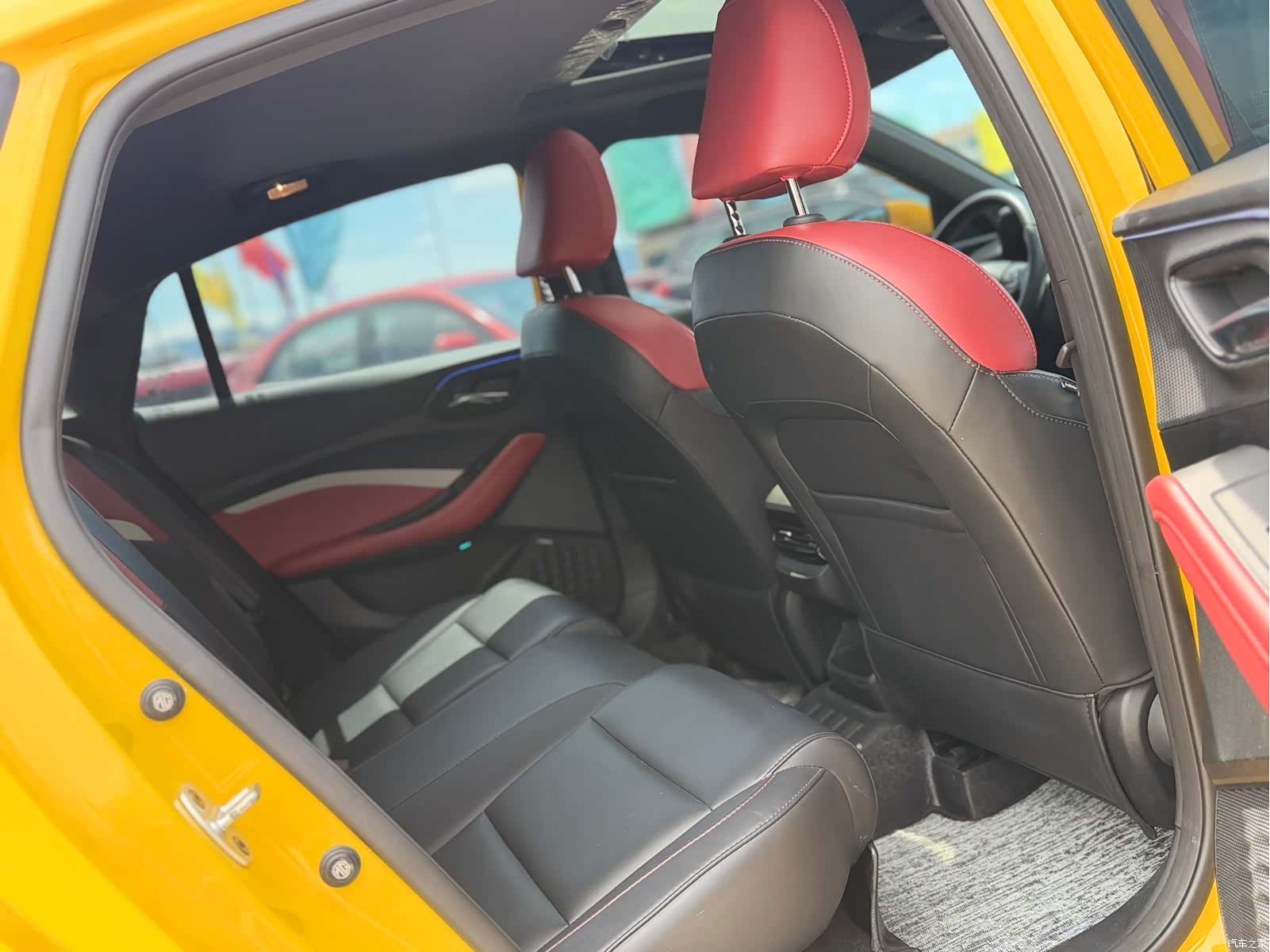 MG MG5, 2021 12