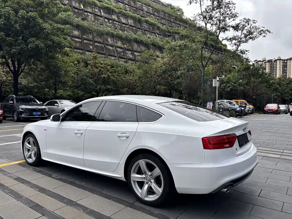 Audi A5