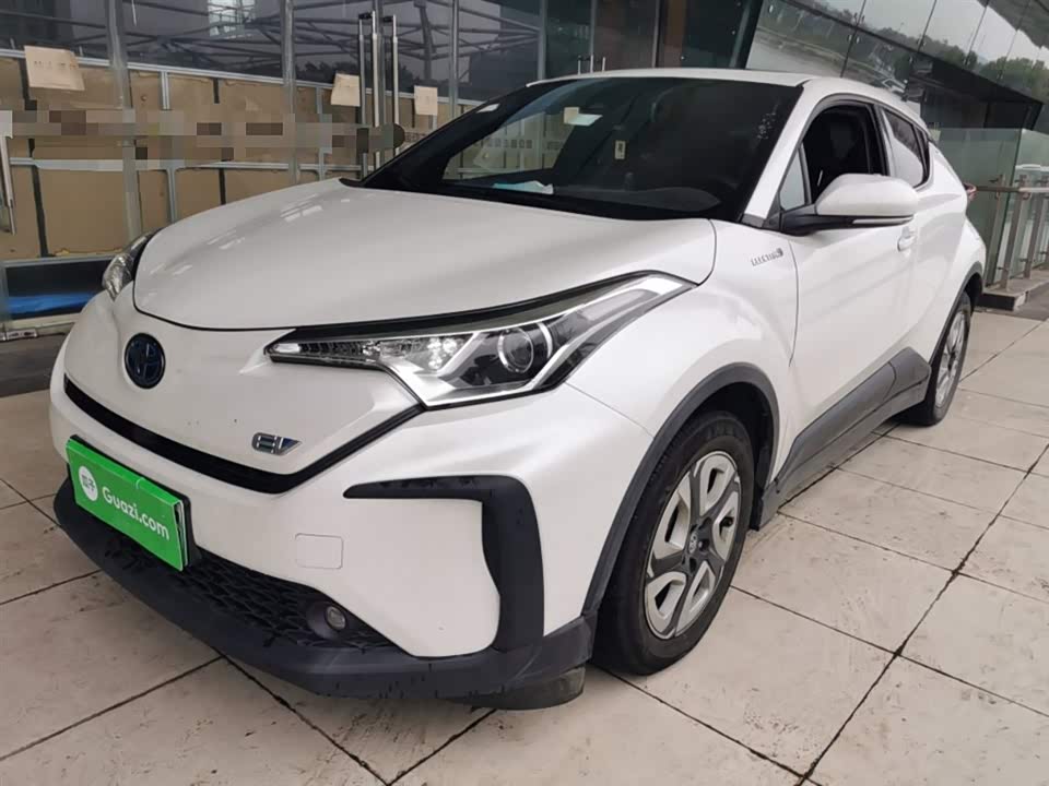 Toyota C-HR EV
