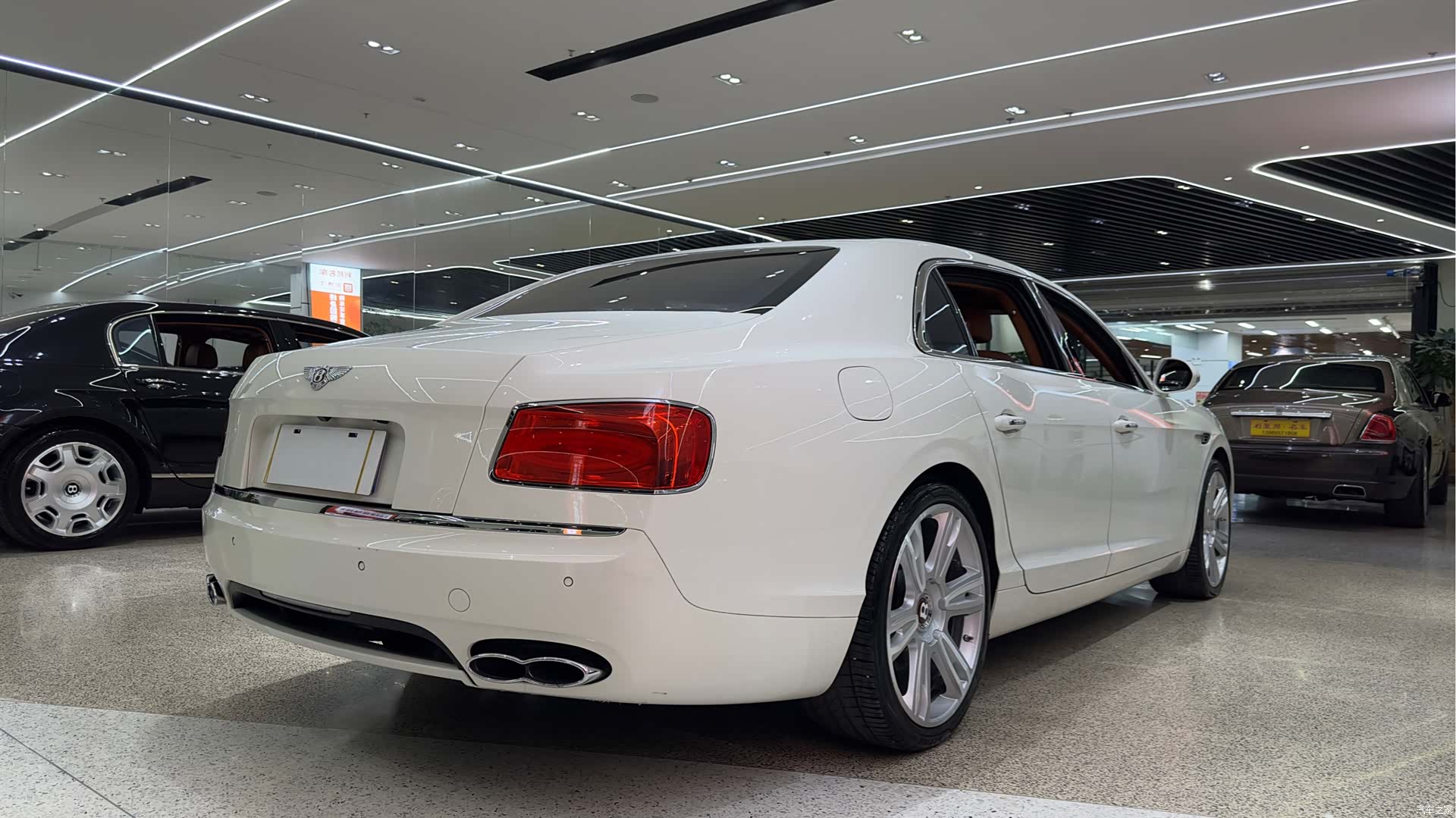 Bentley Flying Spur, 2017 9
