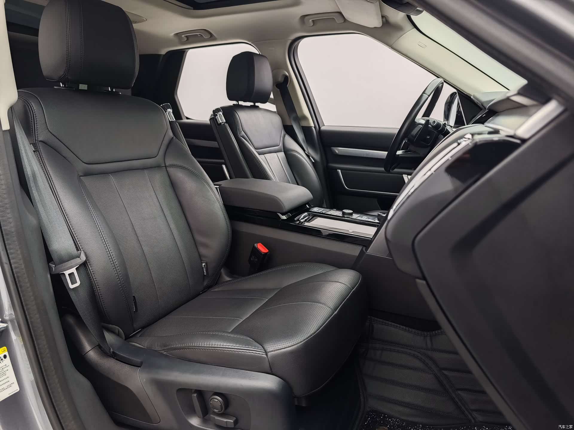 Land Rover Discovery, 2020 19