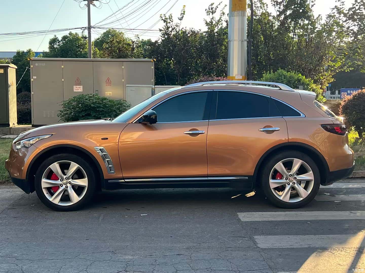 Infiniti FX35, 2012 все фото