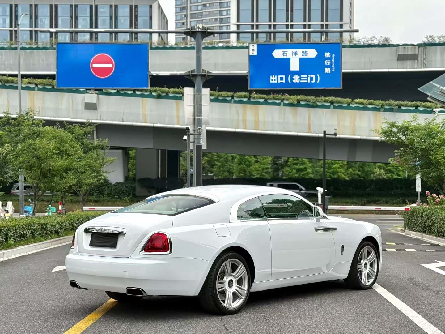 Rolls-Royce Wraith, 2017 6