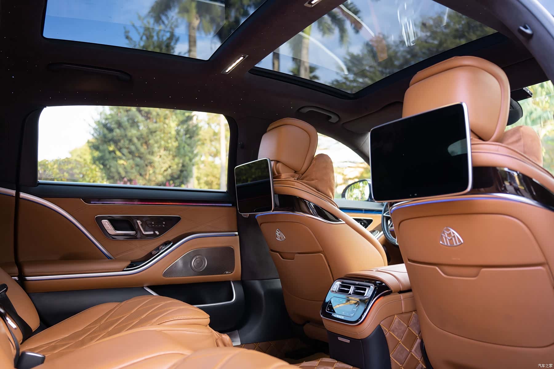 Maybach S-Class, 2021 11