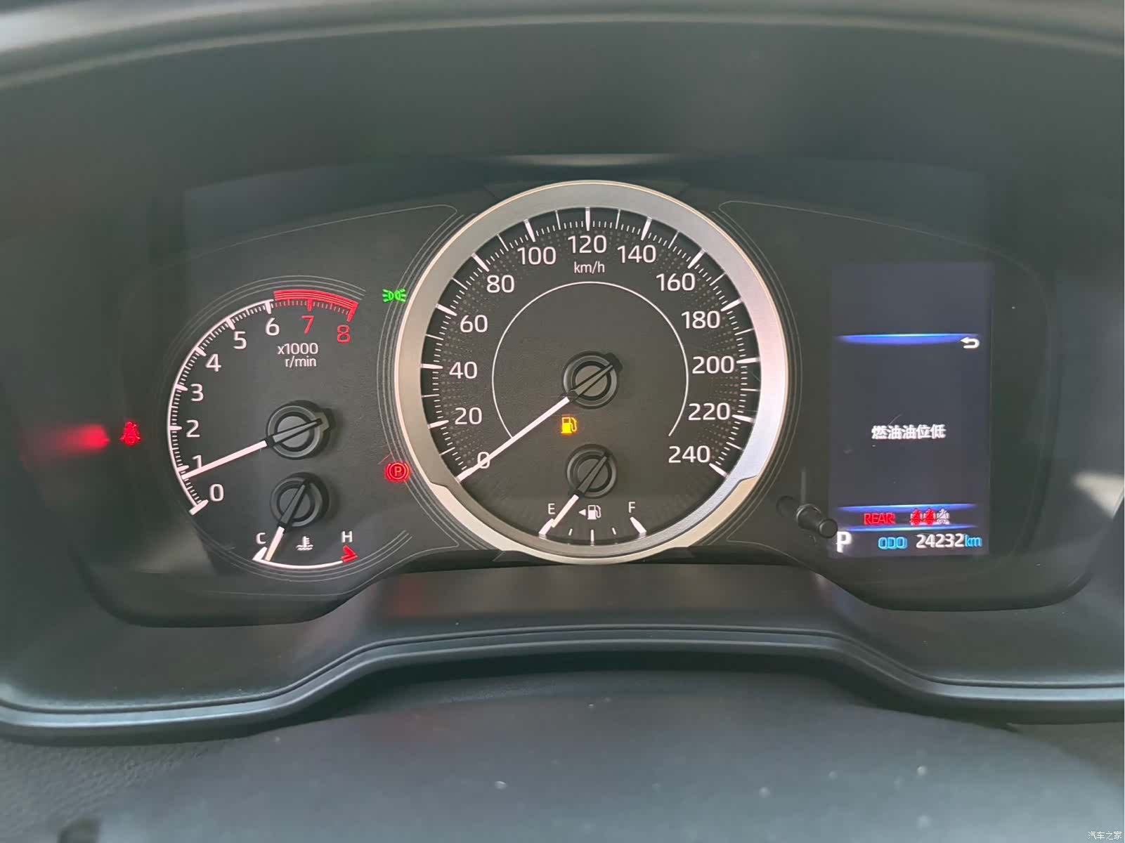 Toyota Corolla, 2022 12