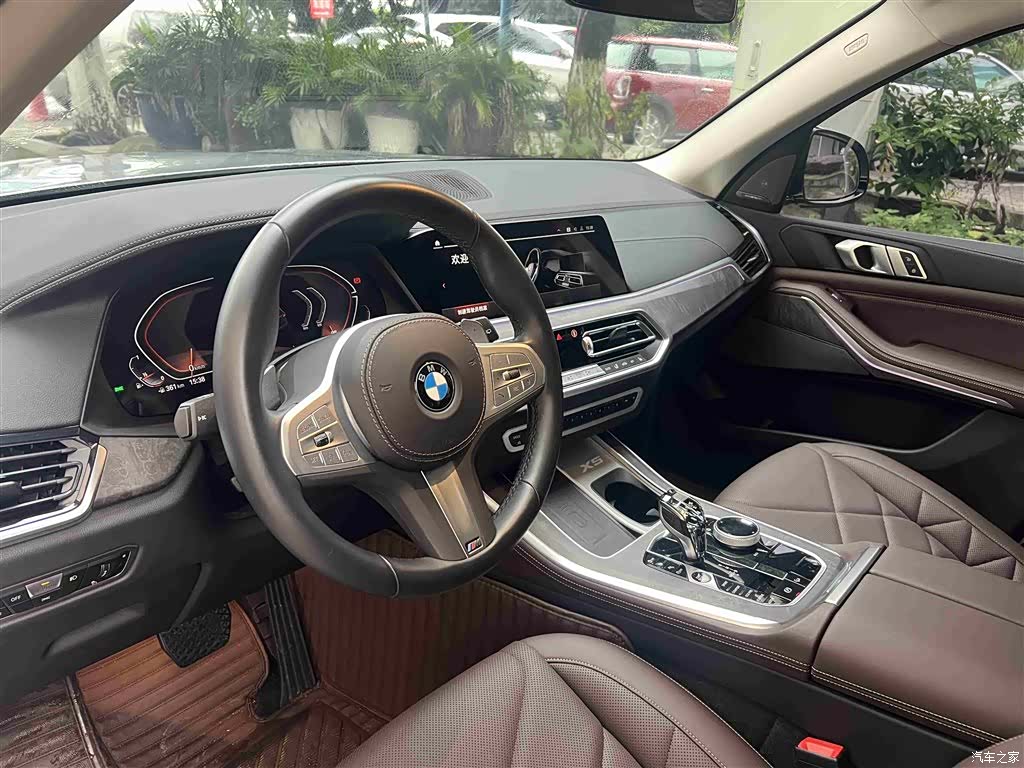 BMW X5, 2023 9