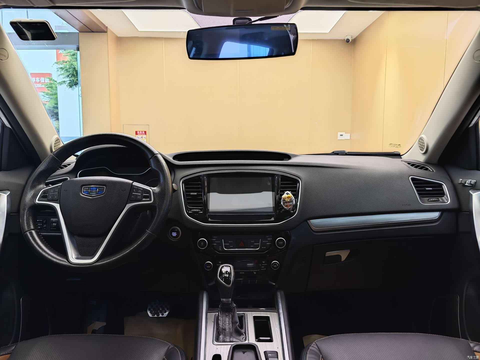 Geely X6, 2016 19