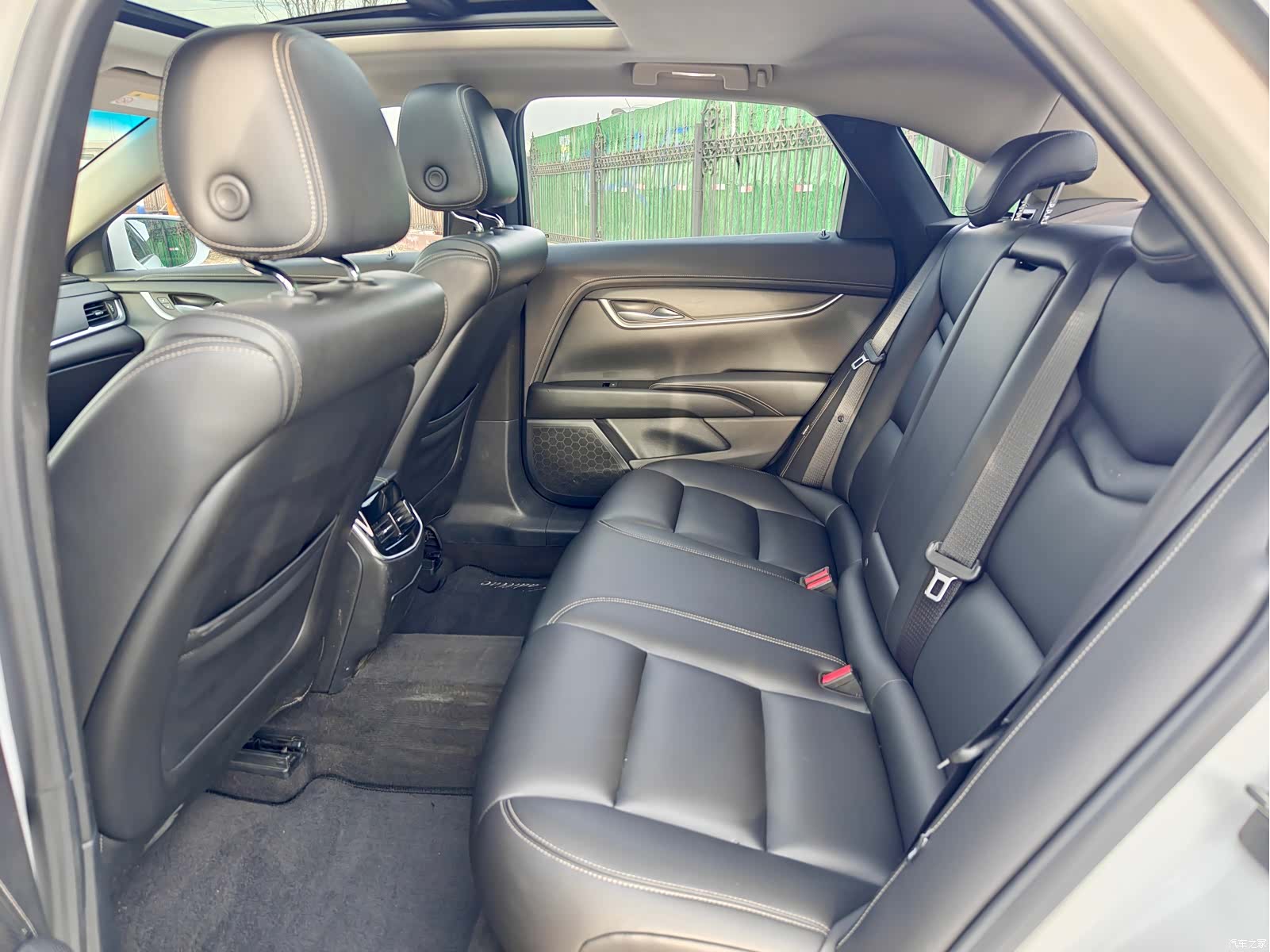 Cadillac XTS, 2019 14