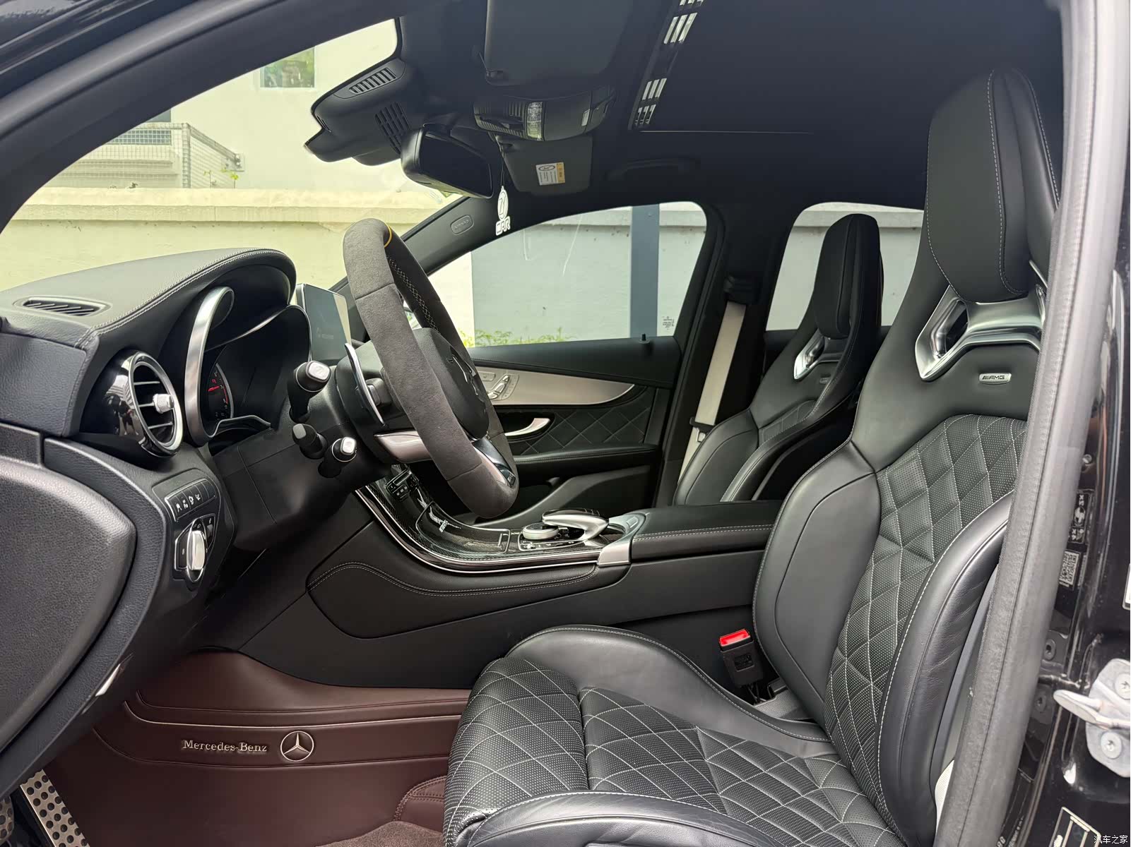 Mercedes-Benz GLC, 2019 16