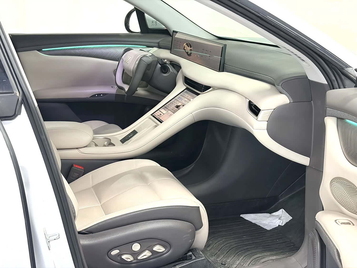 IM Motors LS6, 2024 6