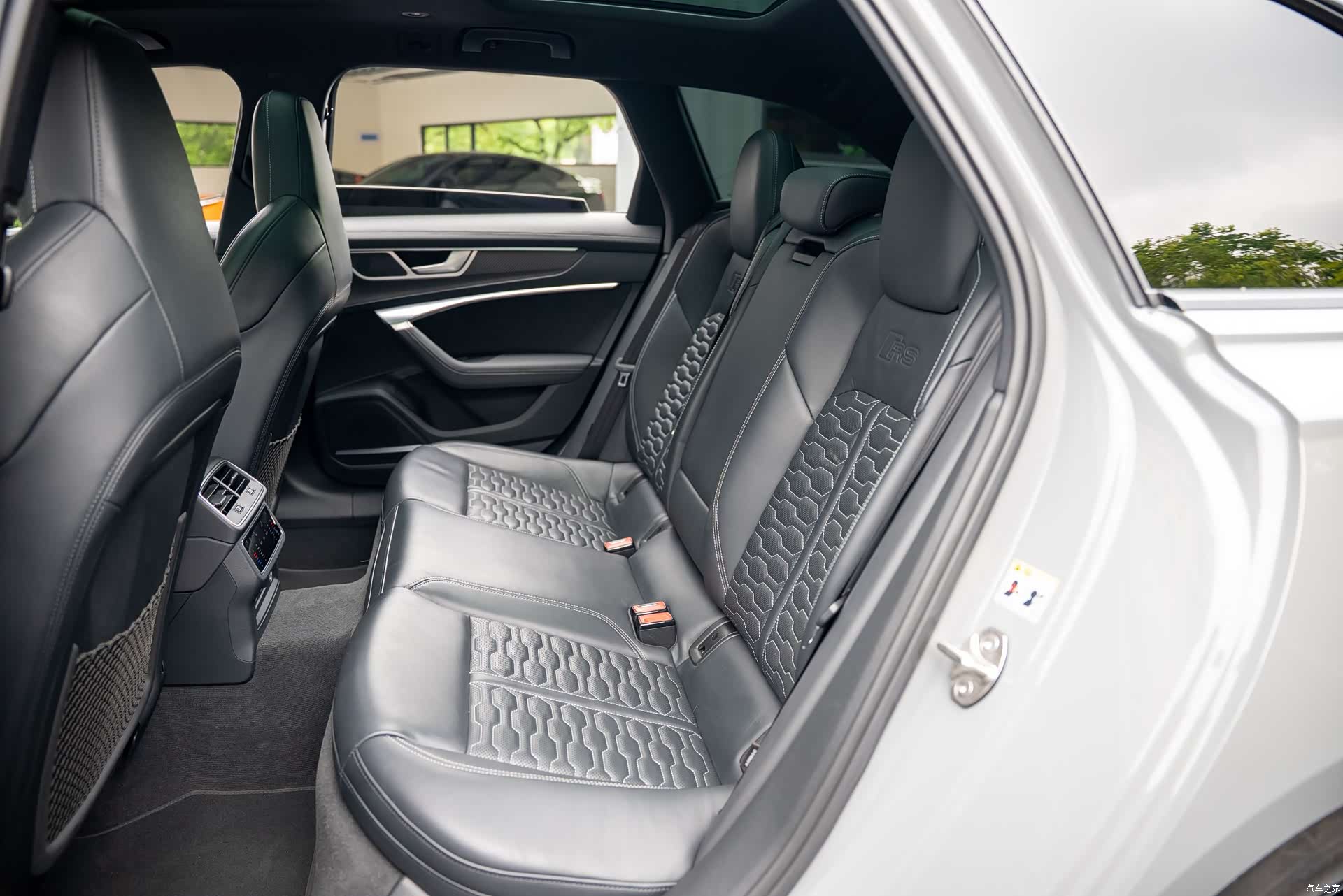 Audi RS, 2022 15