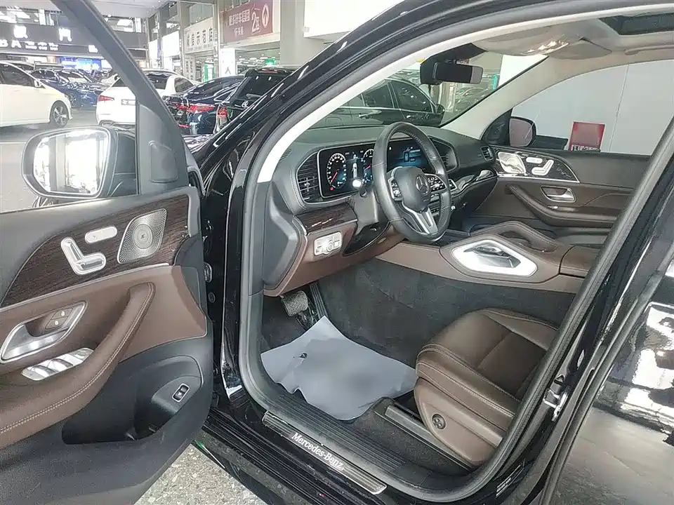 Mercedes-Benz GLE Mercedes-Benz GLE