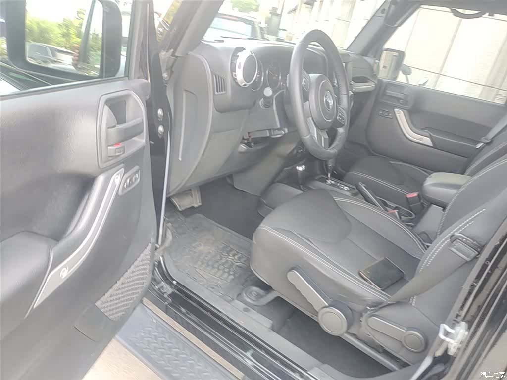 Jeep Wrangler, 2016 16