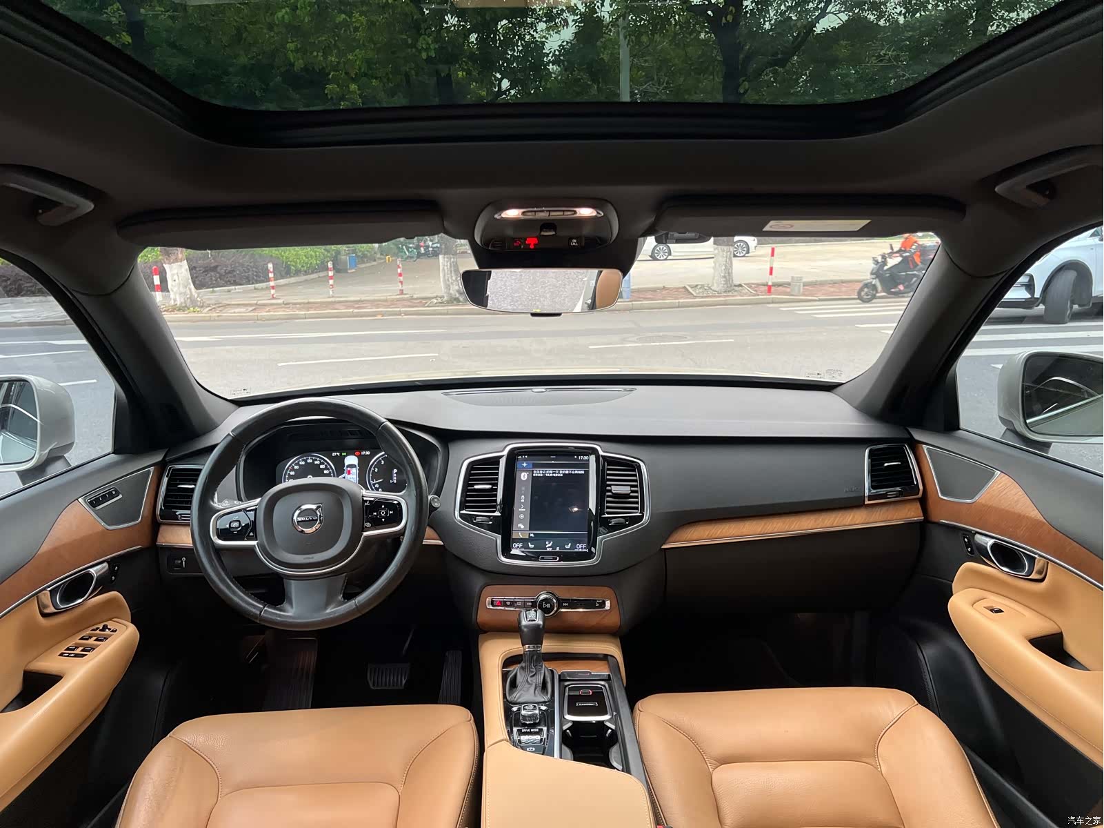 Volvo XC90, 2019 14